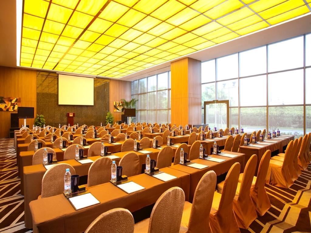 Mercure Suzhou Park Hotel & Suites Exterior foto